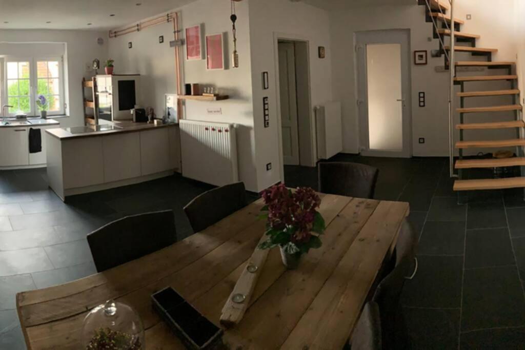 Appartamento Hier Steckt Liebe Drin ! Dormagen Esterno foto